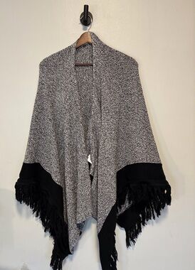 Cabi pepper cape fringe shawl, black & white speckled knit wrap. Stylish comfort